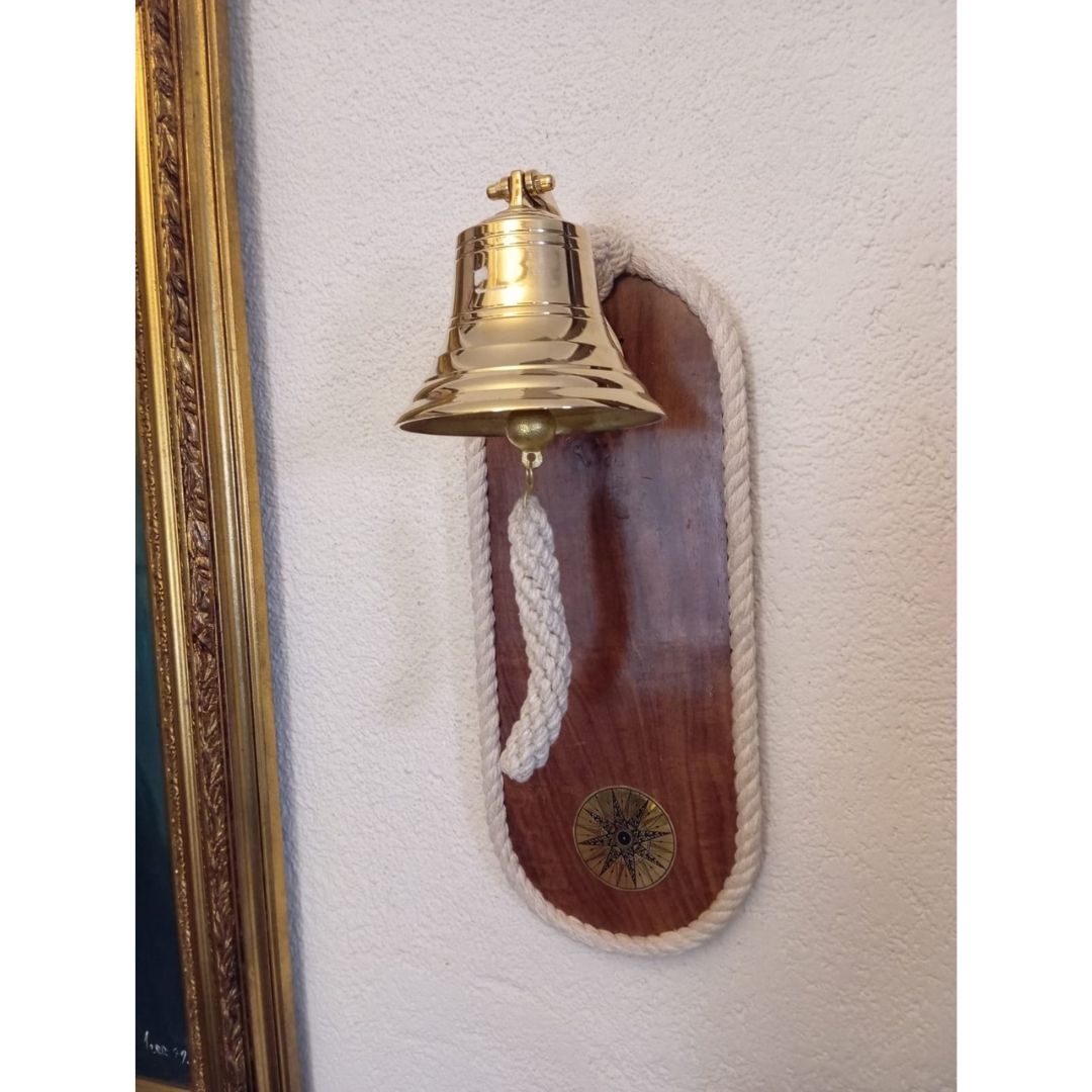 W. Antic Pension antique decor 5